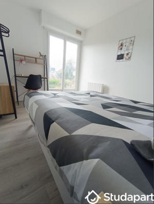 Chambre - 9 m² - 1 pièce