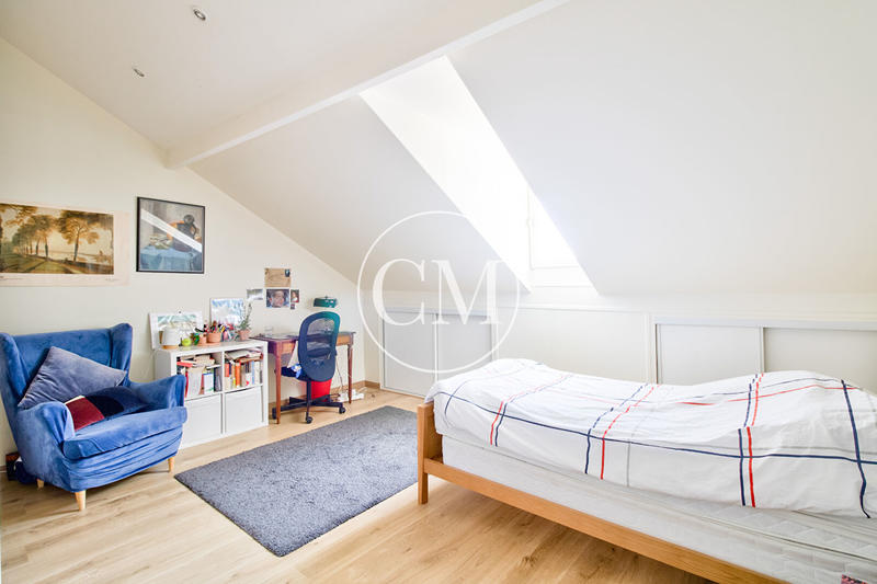 Appartement - 121 m² - 5 pièces