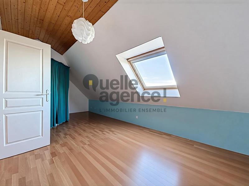 Maison - 175 m² - 6 pièces