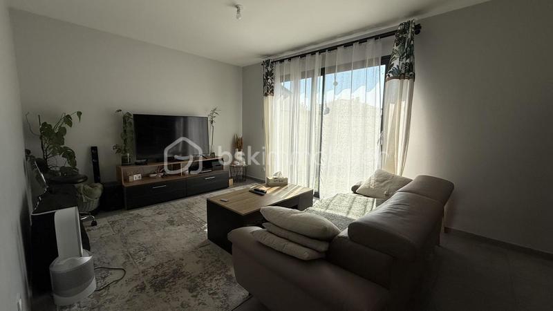 Maison - 97 m² - 4 pièces