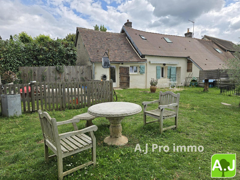 Maison - 90 m² - 4 pièces