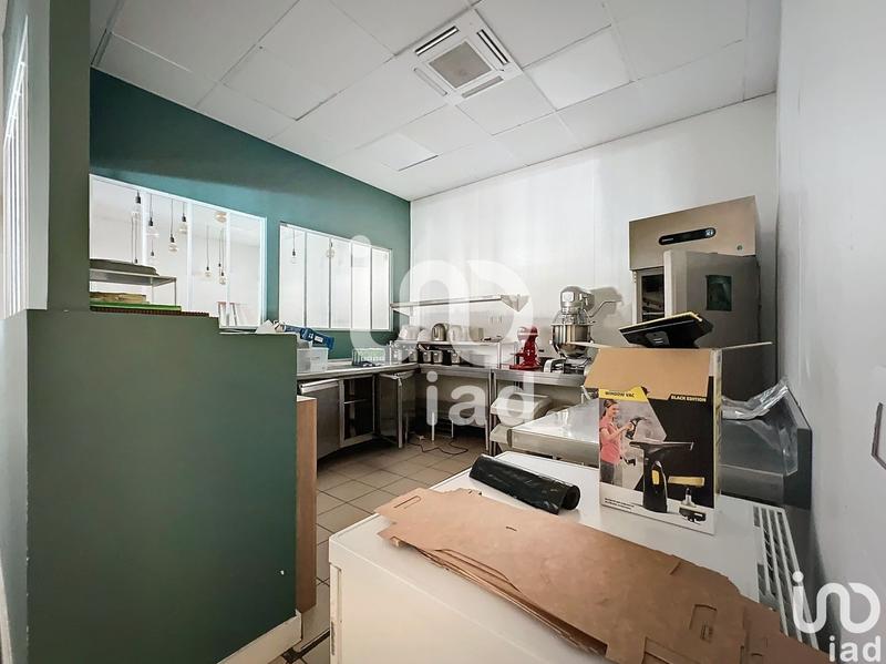 Local commercial - 277 m²