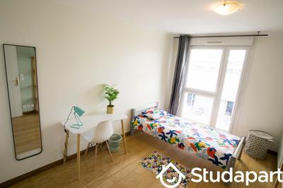 Chambre - 13 m² - 1 pièce