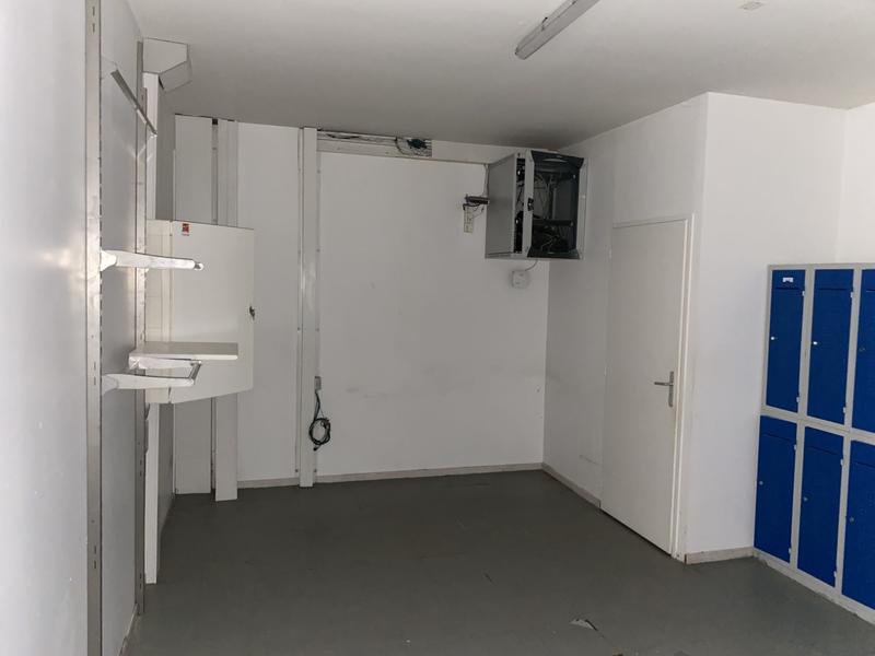 Local commercial - 200 m²