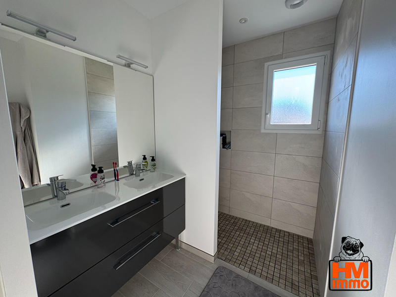 Maison - 92 m² - 4 pièces