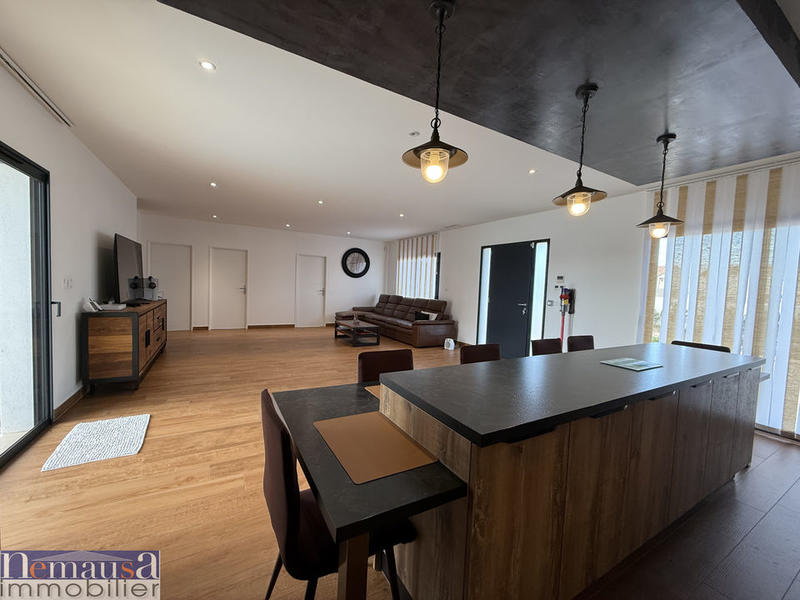 Maison - 118 m² - 4 pièces