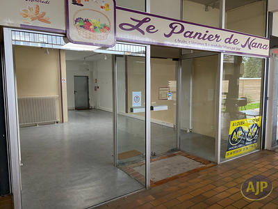 Local commercial - 50 m² - 2 pièces