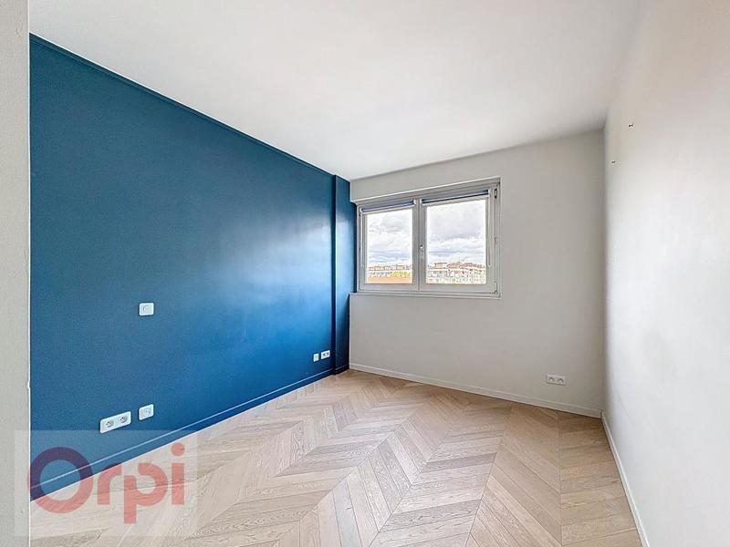 Appartement - 112 m² - 7 pièces