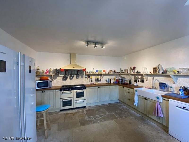 Corps de ferme - 123 m² - 4 pièces