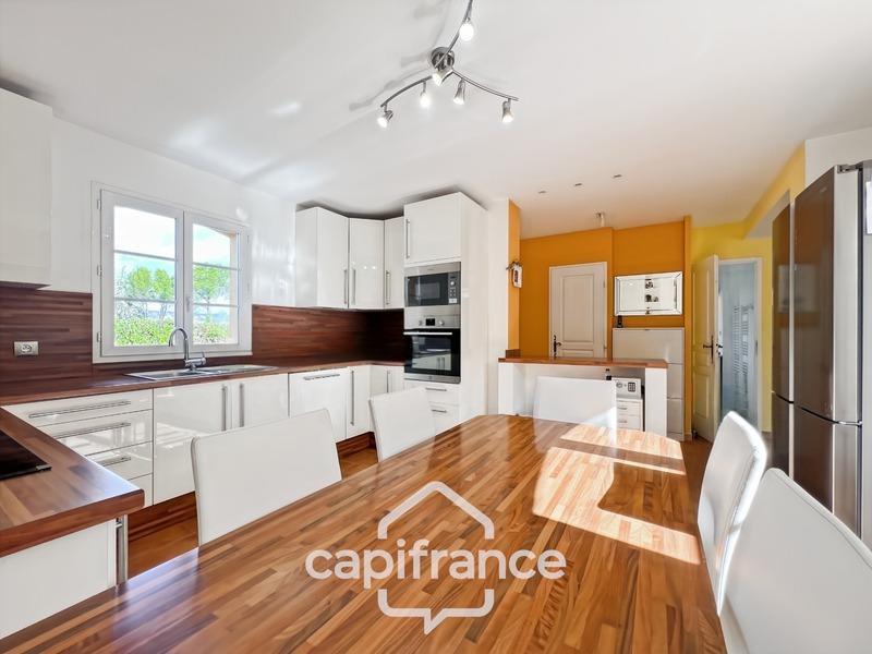 Maison - 158 m² - 7 pièces