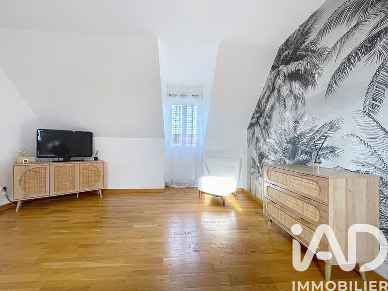 Maison - 148 m² - 6 pièces