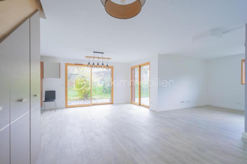 Maison - 141 m² - 6 pièces