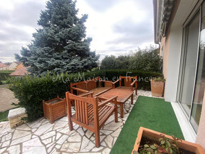 Maison - 200 m² - 7 pièces