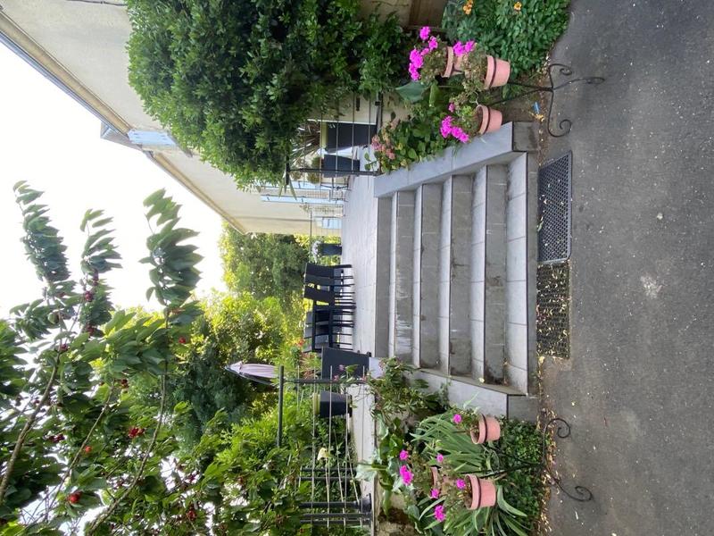 Maison - 234 m² - 6 pièces