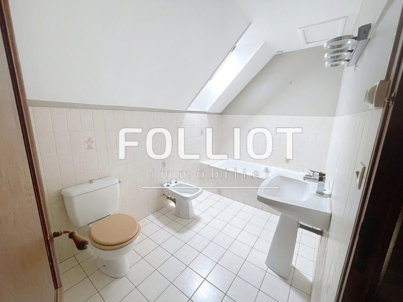 Maison - 110 m² - 6 pièces