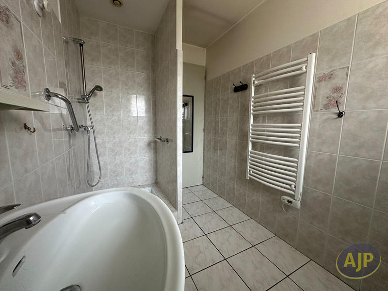 Maison - 155 m² - 4 pièces