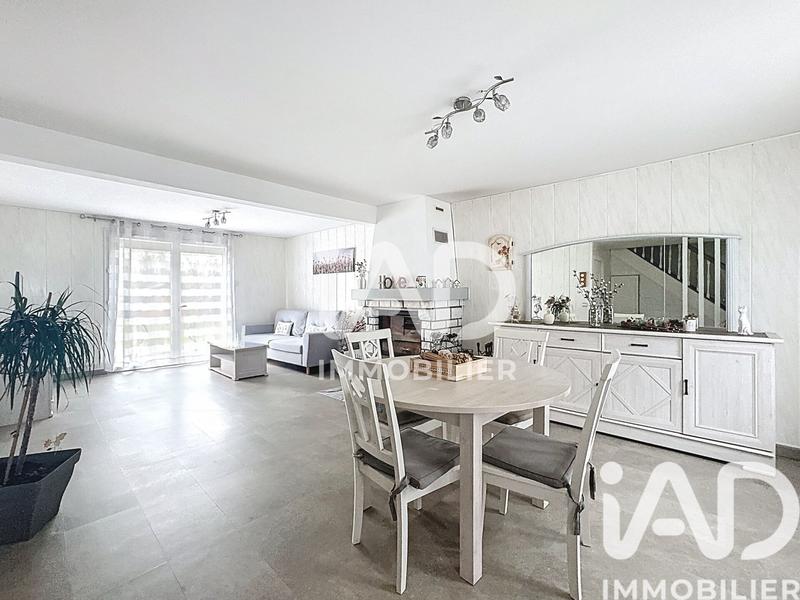 Maison - 137 m² - 5 pièces