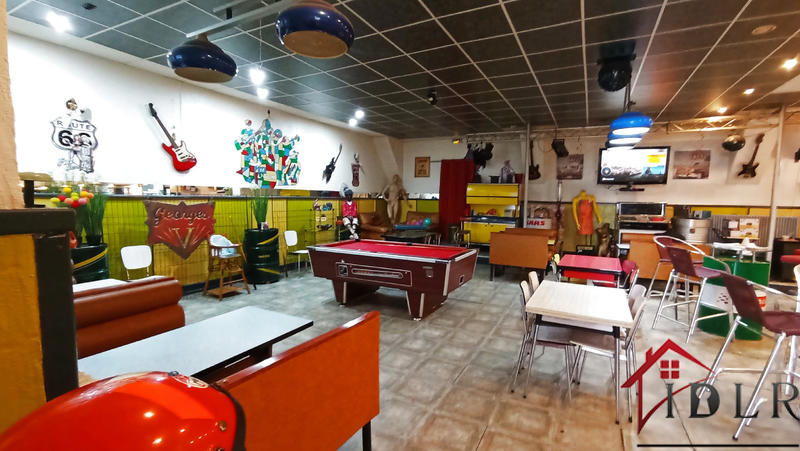 Immeuble - 380 m² - 11 pièces