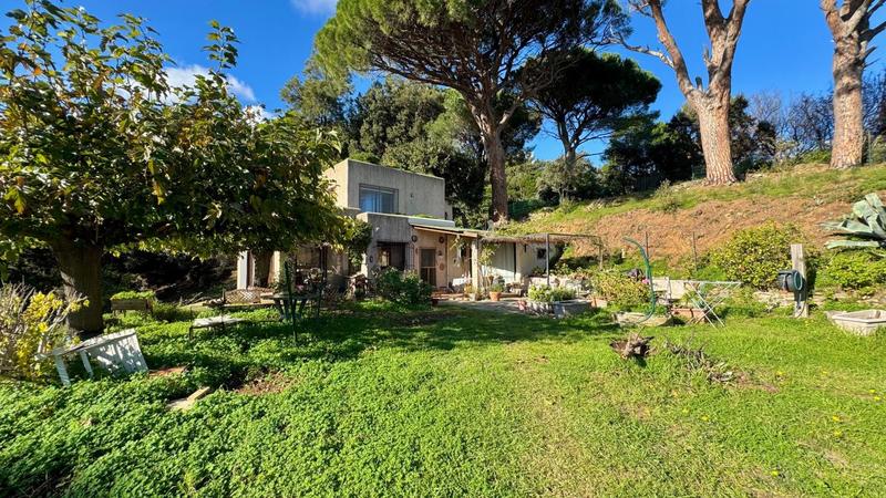 Maison - 143 m² - 5 pièces