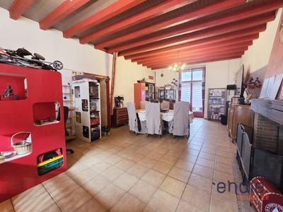 Maison de village - 216 m² - 10 pièces