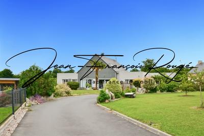 Maison - 200 m² - 7 pièces