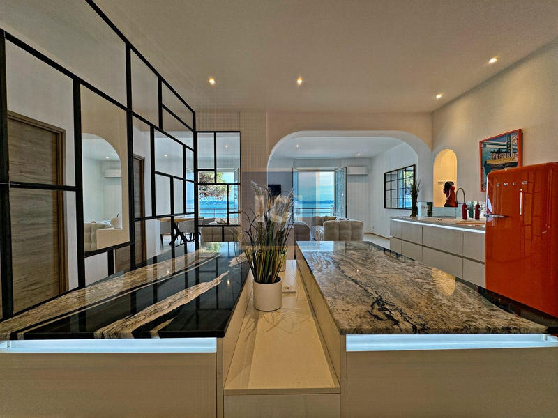 Appartement - 135 m² - 4 pièces