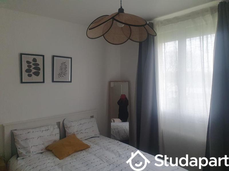 Chambre - 64 m² - 1 pièce