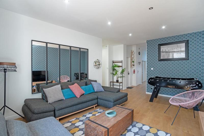 Appartement - 100 m² - 4 pièces