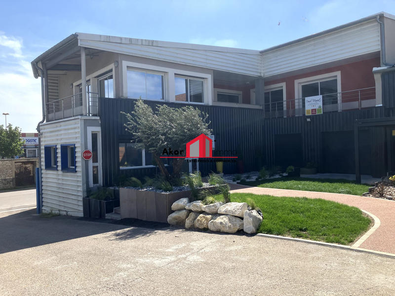 Bureau - 358 m² - 10 pièces