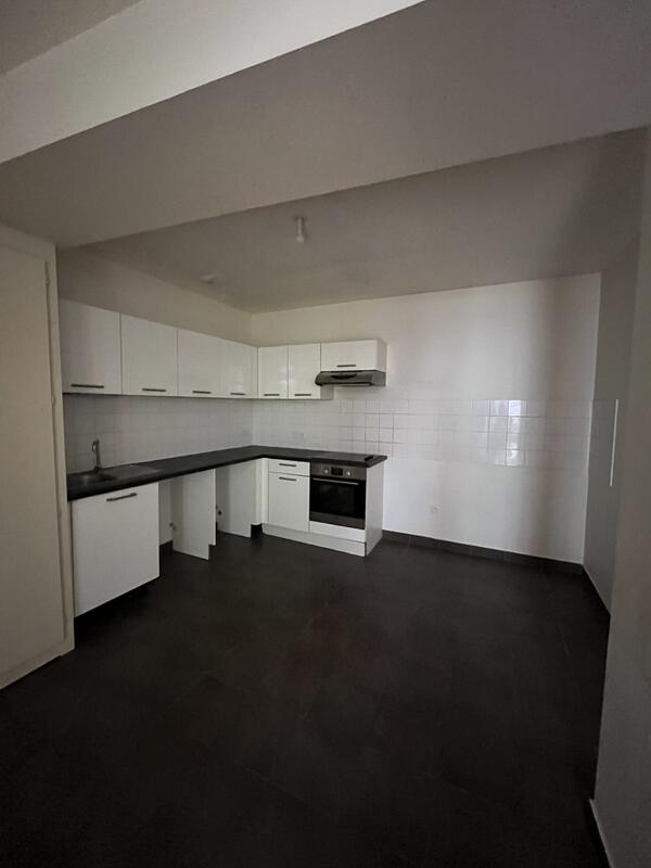 Appartement - 81 m² - 4 pièces