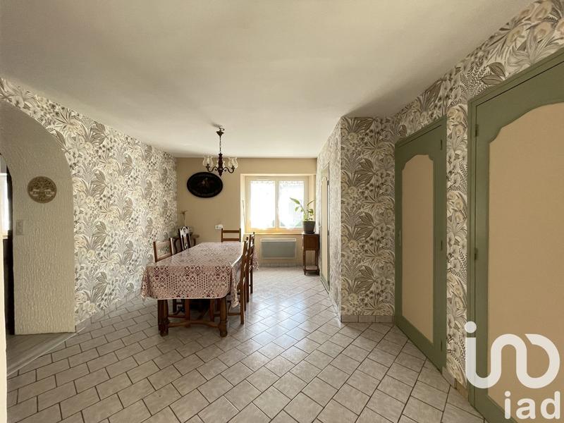 Maison - 200 m² - 7 pièces