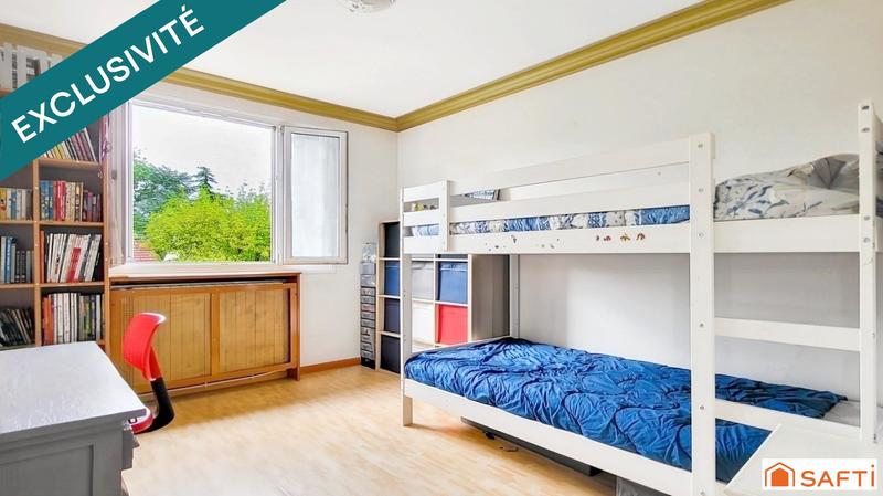 Maison - 179 m² - 10 pièces