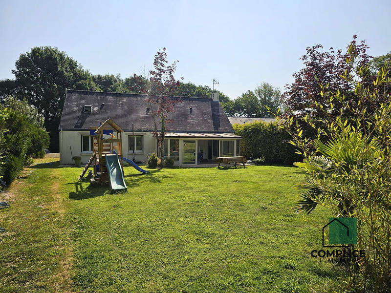 Maison traditionnelle - 120 m² - 4 pièces