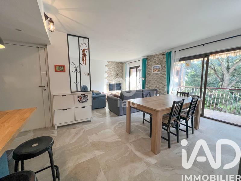 Appartement - 70 m² - 3 pièces