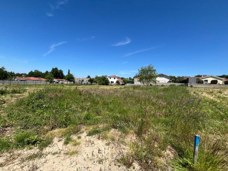 Terrain constructible - 971 m²