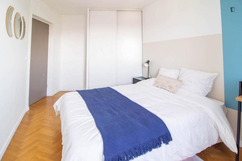 Chambre - 11 m² - 4 pièces