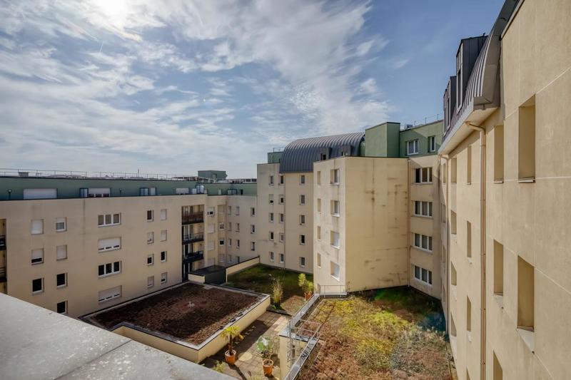 Appartement - 83 m² - 4 pièces