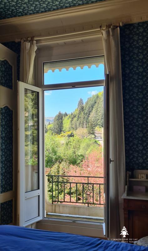 Maison - 299 m² - 14 pièces