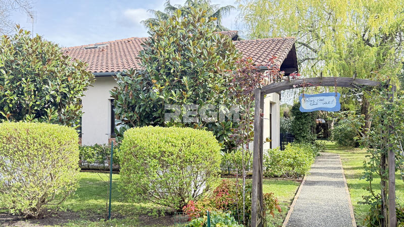 Villa - 183 m² - 6 pièces