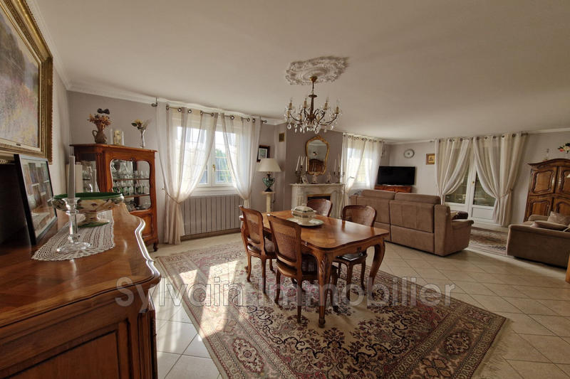 Maison - 159 m² - 7 pièces