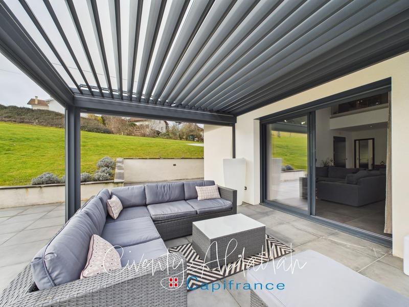 Maison - 122 m² - 3 pièces