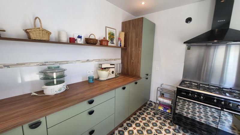 Maison - 385 m² - 8 pièces