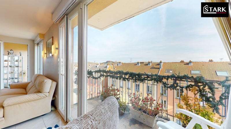 Appartement - 120 m² - 5 pièces