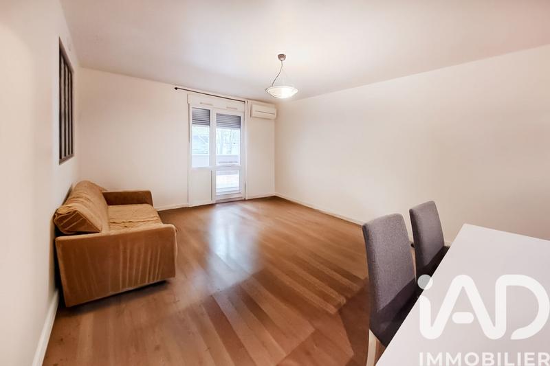 Appartement - 83 m² - 4 pièces