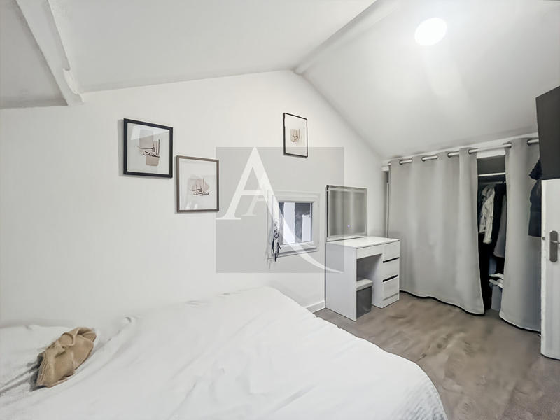 Maison - 110 m² - 6 pièces