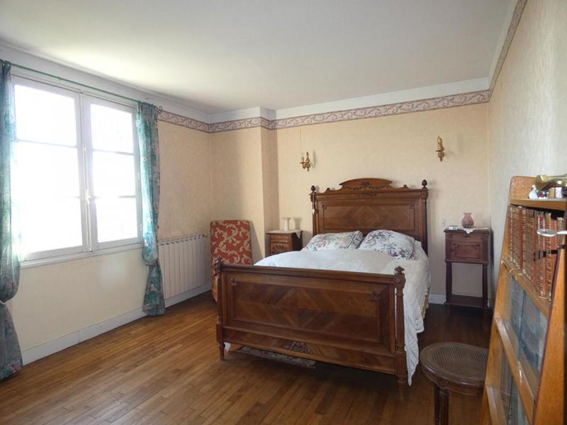 Maison - 143 m² - 7 pièces