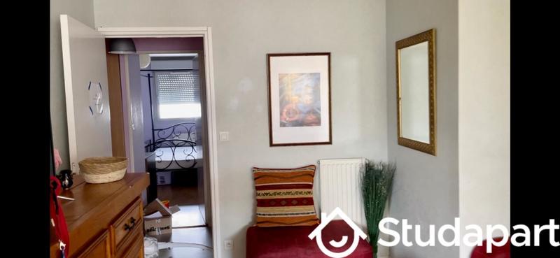 Chambre - 12 m² - 1 pièce