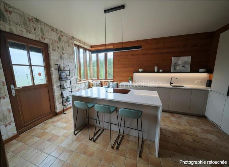 Maison en pierre - 161 m² - 9 pièces
