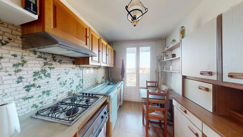 Appartement - 65 m² - 4 pièces