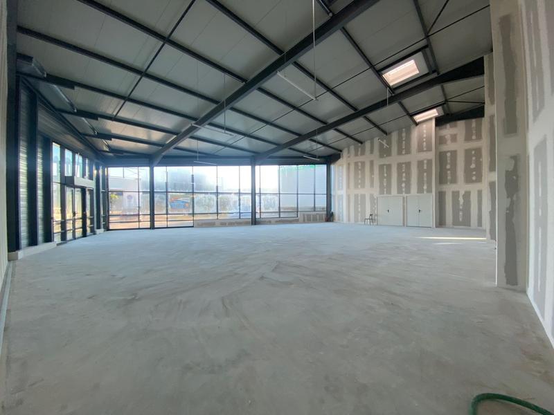 Local commercial - 280 m²